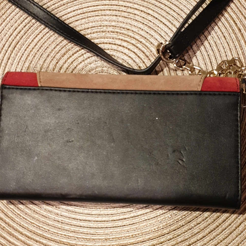 Small Purse - Picture 2 of 3